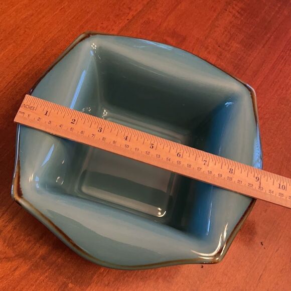 Southern Living at Home Tuscan Everyday Baker - Picture 4 of 6